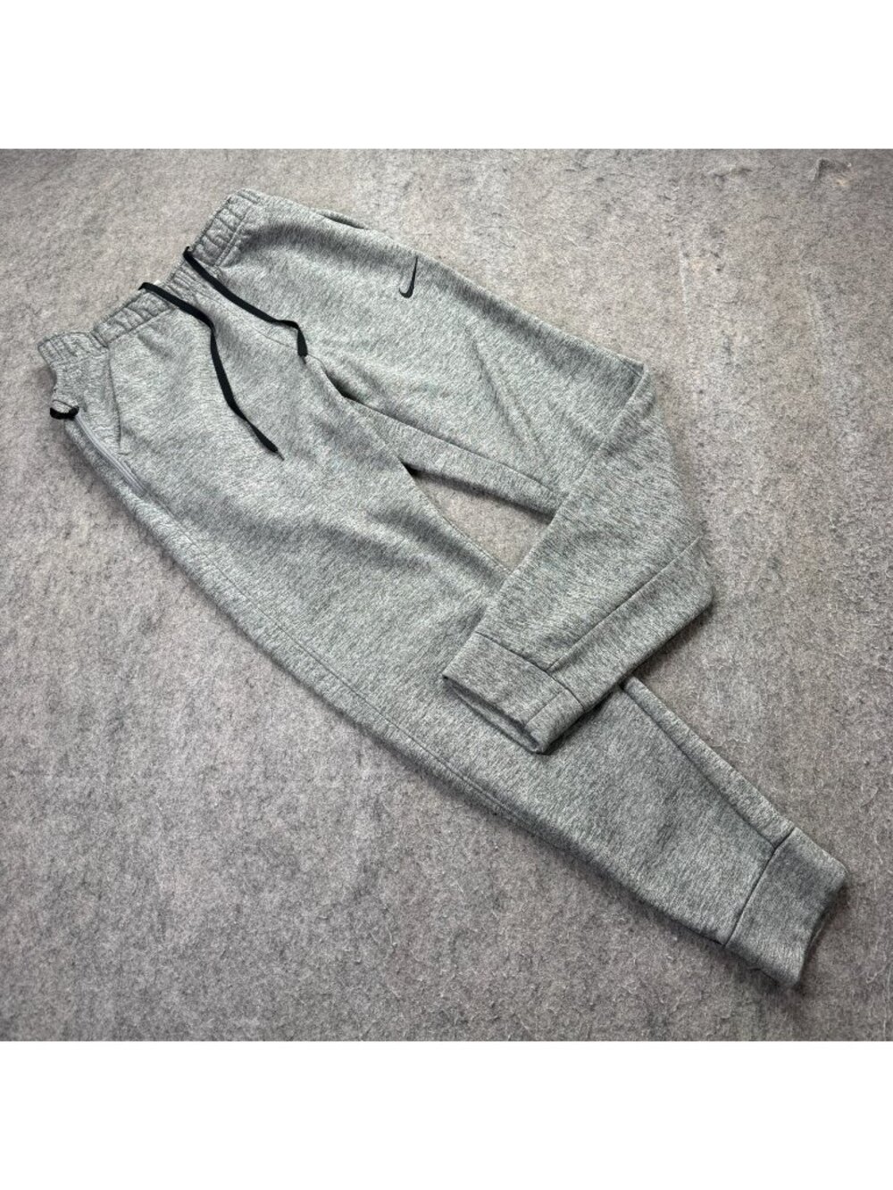 Nike THERMA-FIT Joggers Men S Gray 30" Fleece Tapered Sweatpants DQ5405